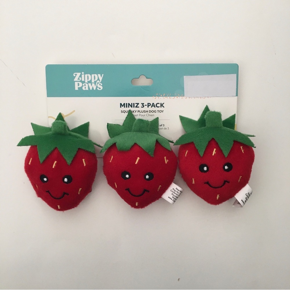 NEW Dog Toys Miniz Red Strawberries Trio Plush with Squeakers | Zippy Paws